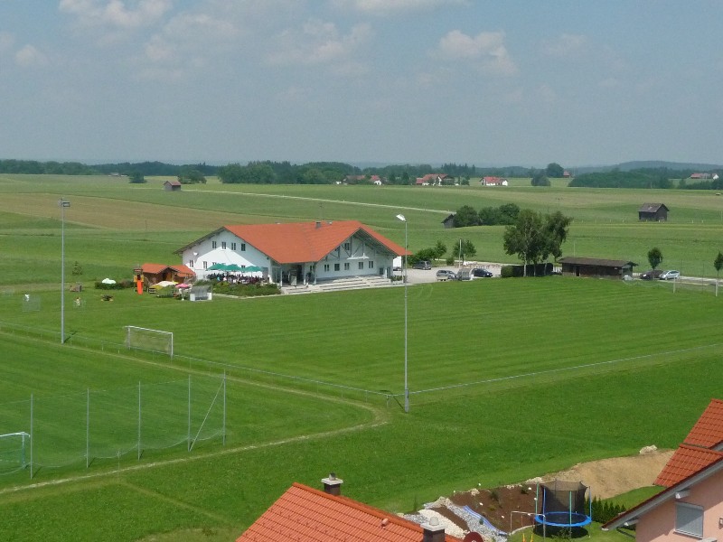 Sport- und Schützenheim Oberegg mit Sportgelände Oberegg
